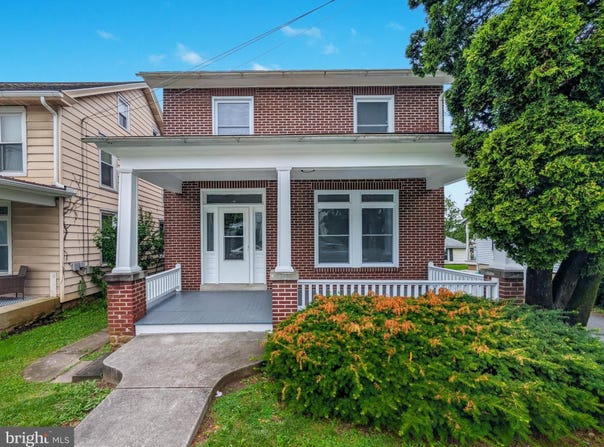 729 E MAIN STREET, EPHRATA, PA 17522
