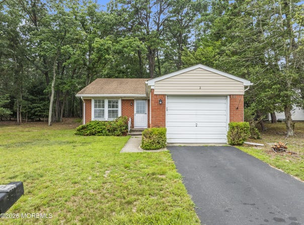 2 Mayflower Place, Whiting, NJ 08759