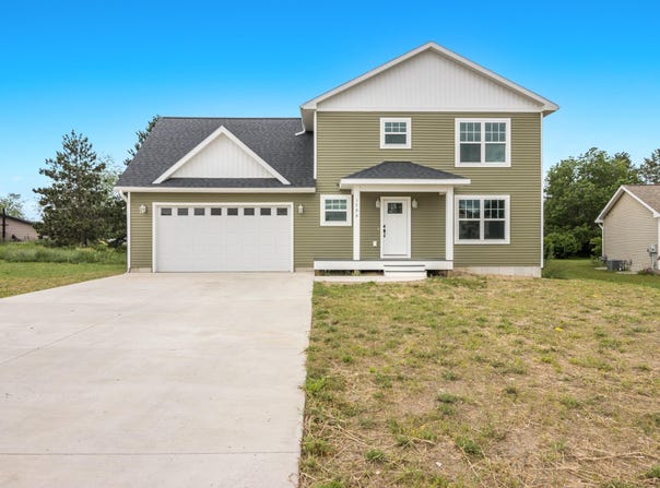 1798 Hansen Circle, Traverse City, MI 49684