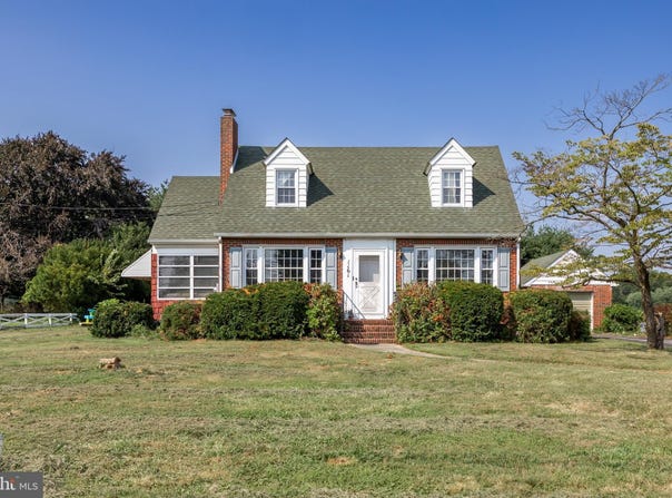 1161 ROUTE 40, PILESGROVE, NJ 08098