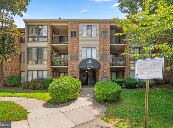 18050 CHALET DRIVE, GERMANTOWN, MD 20874
