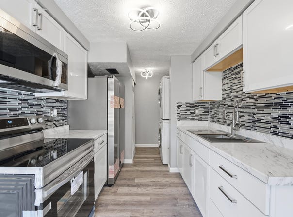2467 Burgandy Lane, Columbus, OH 43232