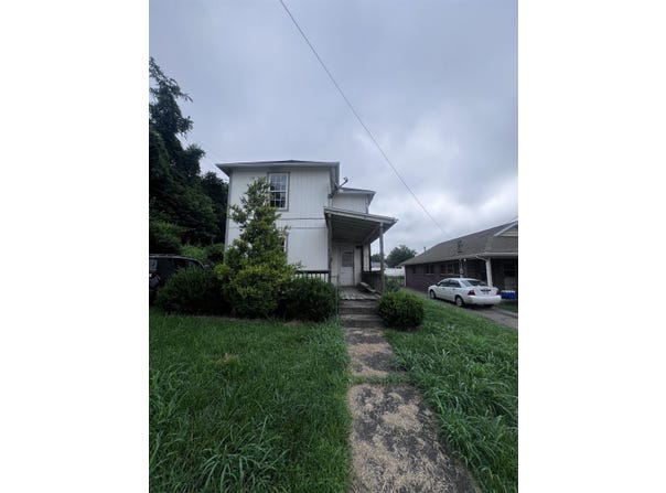 56 Neil Ave, Gallipolis, OH 45631