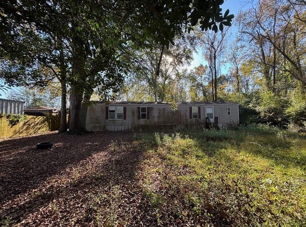1233 Suncrest Circle, Jasper, TX 75951