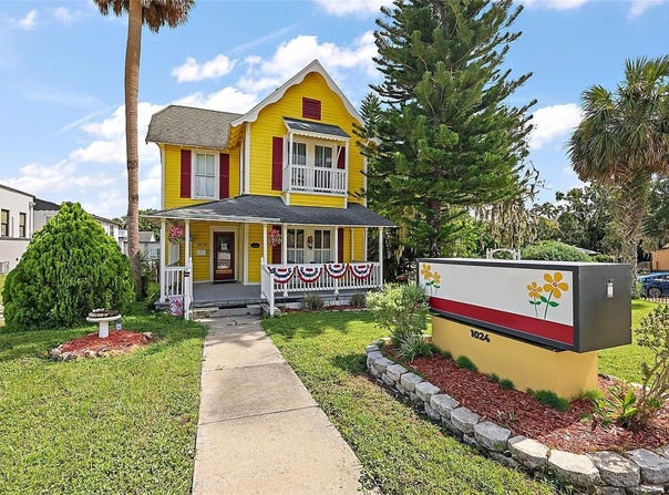 1024 W MAIN STREET, LEESBURG, FL 34748