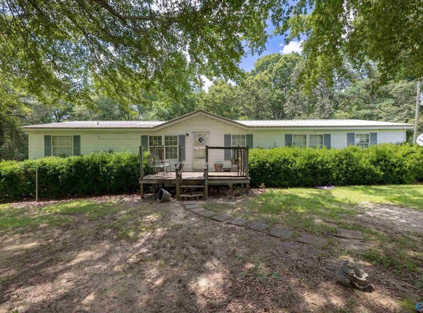 73 Marquiss Road, Hodges, AL 35571