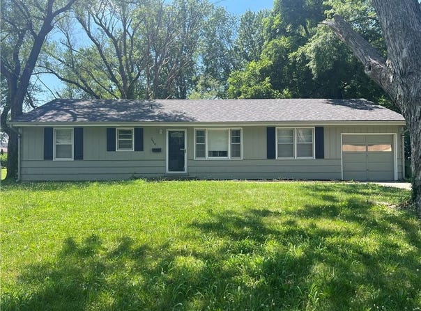 7416 Harris Avenue, Raytown, MO 64133