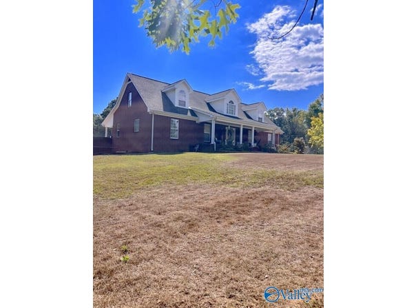 101 County Road 587, Rogersville, AL 35652