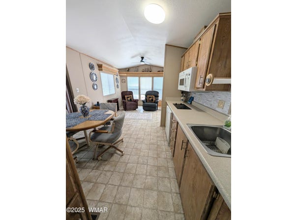270 N Clark Road, Show Low, AZ 85901