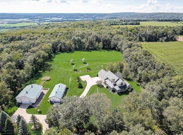 S7711 Freedom Road, North Freedom, WI 53951