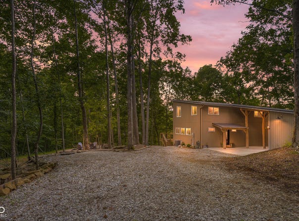2350 E County Road 20 N, North Vernon, IN 47265