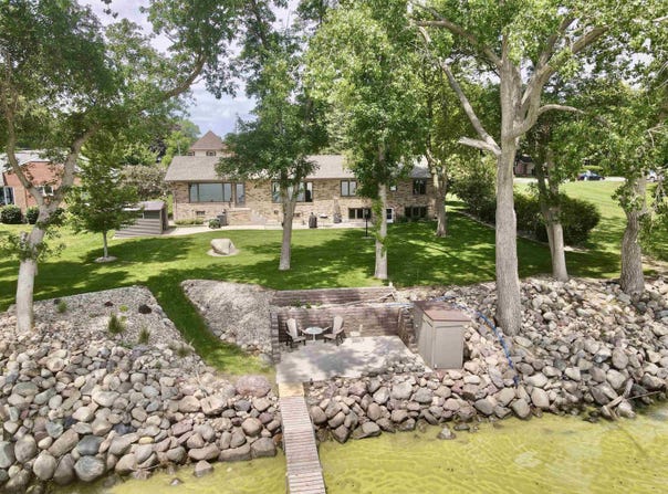 1612 Shoreway, Storm Lake, IA 50588