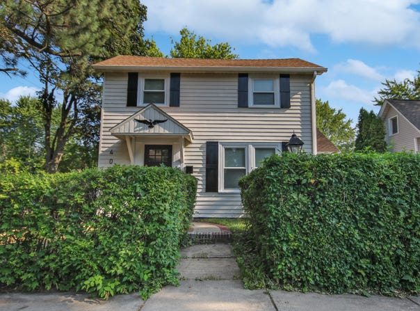 405 Institute Street, Valparaiso, IN 46383