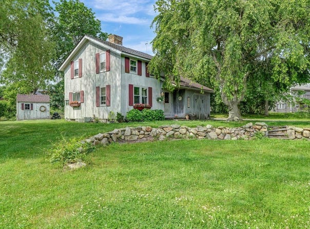 76 Norton Orchard Rd, Edgartown, MA 02539