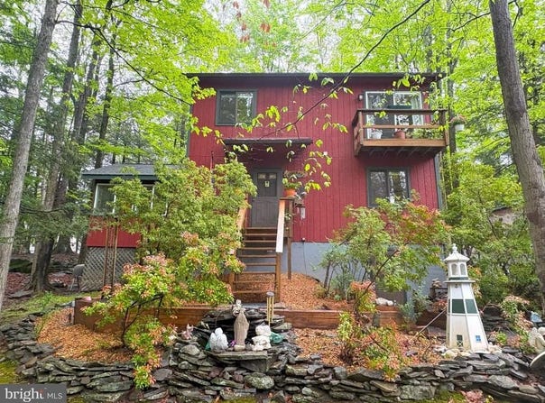 1050 RAINBOW DRIVE, LAKE ARIEL, PA 18436