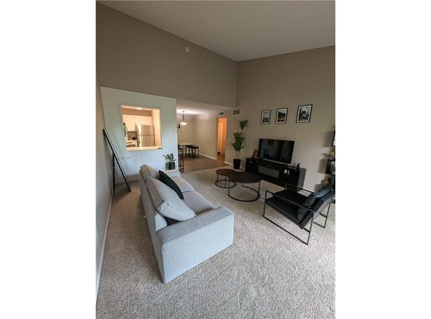4120 Parklawn Avenue, Edina, MN 55435