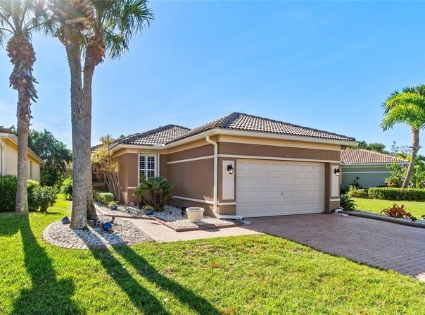 803 NW Rutherford Court, Port St Lucie, FL 34983