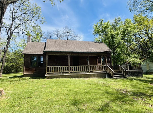 1503 County Road 339, Tecumseh, MO 65760