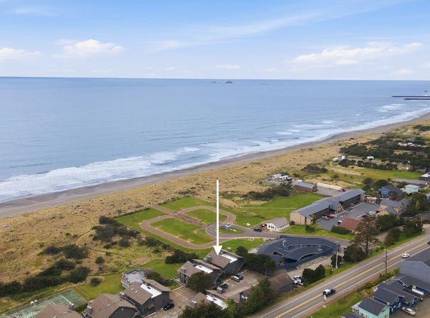 29134 ELLENSBURG Ave, GoldBeach, OR 97444