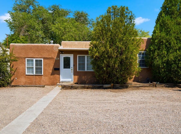 414 Carlisle Boulevard SE, Albuquerque, NM 87106