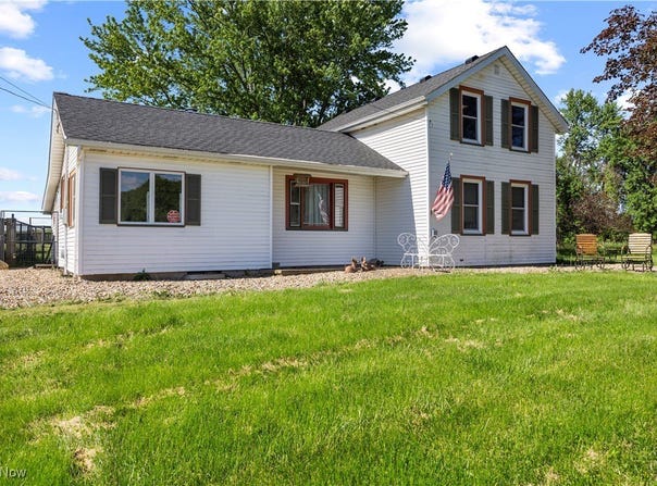 43983 State Route 18, Wellington, OH 44090