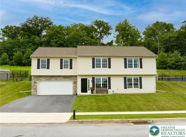 143 Frank Drive, Allen Twp, PA 18067
