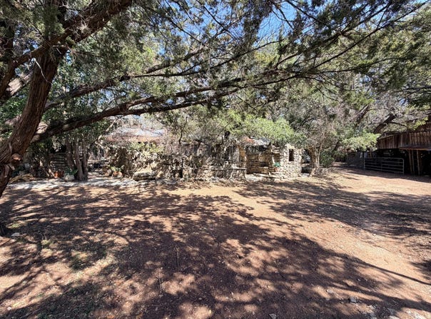 207 Hub Dr, Wimberley, TX 78676