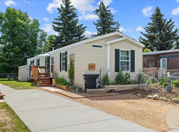 1012 Coutts Ave, Red Lodge, MT 59068
