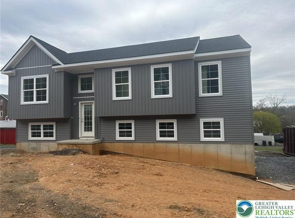 265 S Walnut Street, Slatington Boro, PA 18080