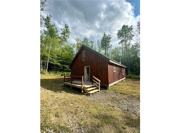 Wales Road, Sherburne, NY 13460