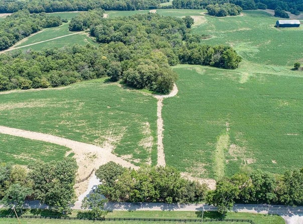 1110 Redmon Road, Paris, KY 40361
