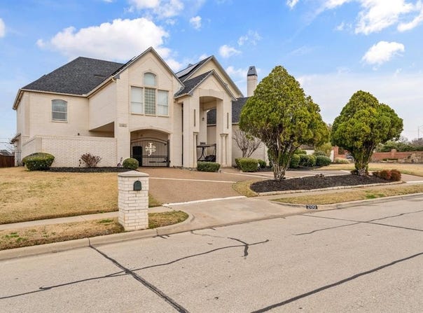 200 Mill Crossing W, Colleyville, TX 76034