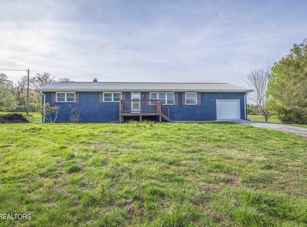 10732 Richland Rd, Mascot, TN 37806