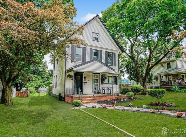 10 W Church Street, Jamesburg, NJ 08831
