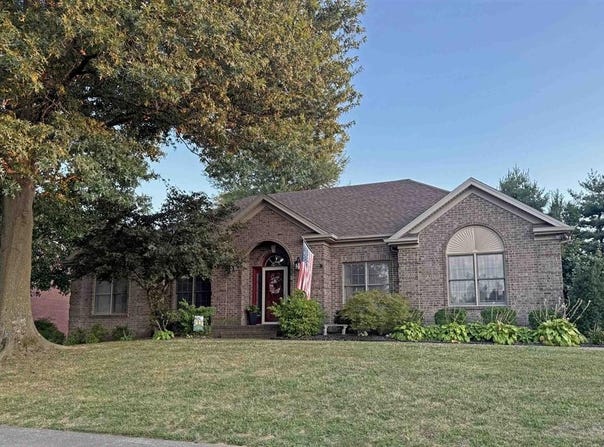 2732 Hillbrooke Parkway, Owensboro, KY 42303