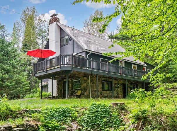 57 Pine Grove, Jay, VT 05859