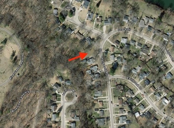 2521 Hollywood Place, South Bend, IN 46616-2126