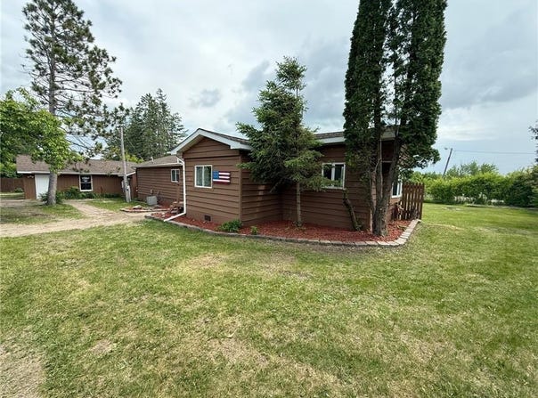 110 9th Avenue NE, Deer River, MN 56636