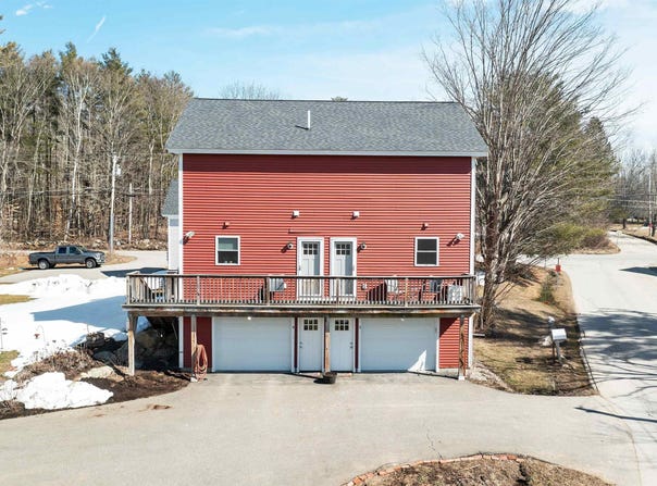 370 Stage Road, Nottingham, NH 03290