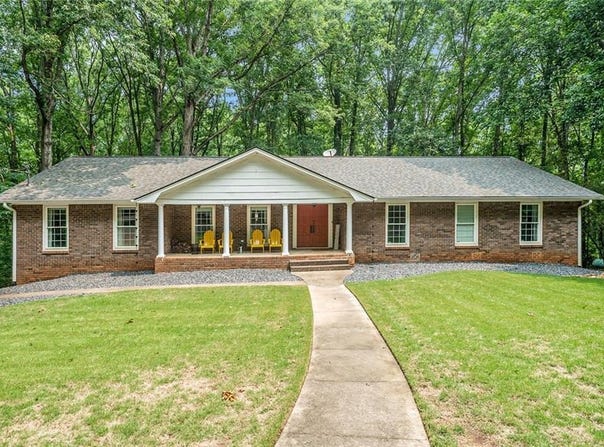 1310 Chilton Woods Road, Rutledge, GA 30663