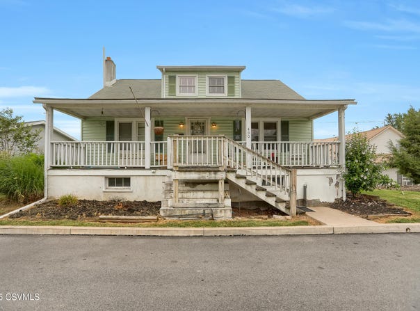 400 MILL Street, Mifflinburg, PA 17844