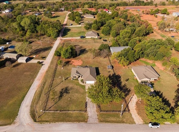 1926 County Street 2985, Blanchard, OK 73010