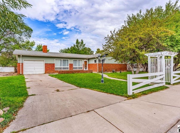 709 Berkley Ave, Alamosa, CO 81101
