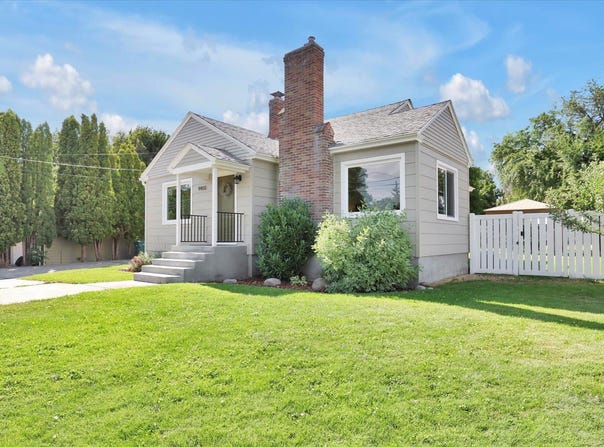 9410 E BROADWAY Ave, Spokane Valley, WA 99206
