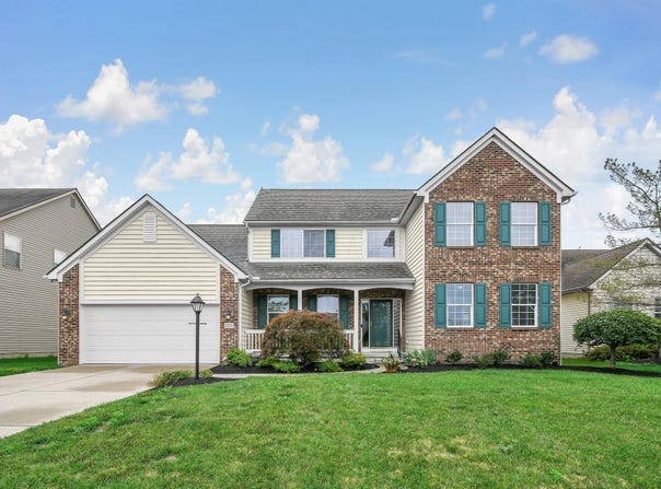 403 Trail W, Pataskala, OH 43062