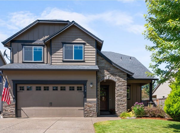 218 FINNEYS AVE, Molalla, OR 97038