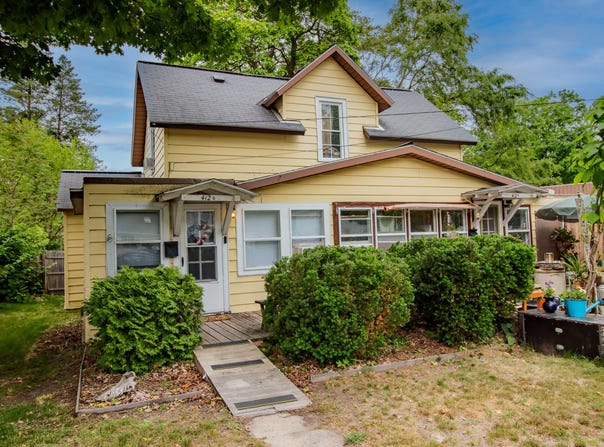 412 E Jefferson Street, Hart, MI 49420