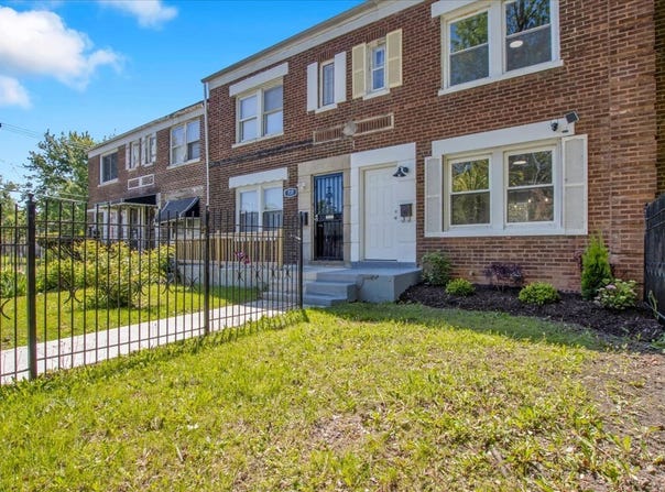 735 E 105th Street, Chicago, IL 60628
