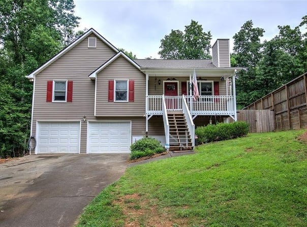 80 BROADLANDS Drive, White, GA 30184