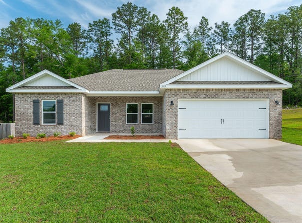 3929 Poverty Creek Road, Crestview, FL 32539